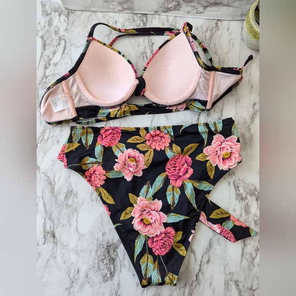 Shade & Shore Bikini Floral Print size medium - Picture 7 of 10
